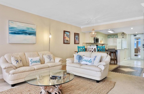 New Smyrna Beach House | The Golden Arms Condo Unit 406