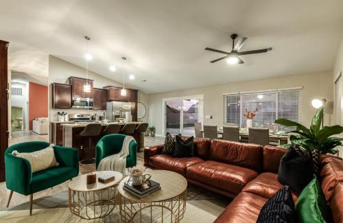 South Mountain House | The Golden Cactus Phoenix