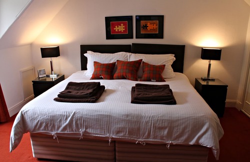 Lochearnhead Hotel | The Golden Larches Cafe and B&B