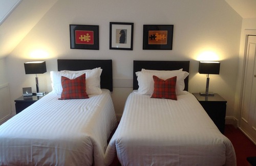 Lochearnhead Hotel | The Golden Larches Cafe and B&B