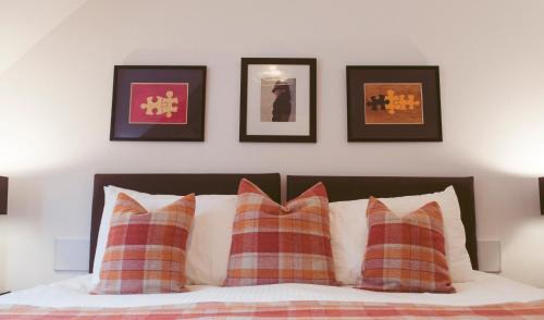 Lochearnhead Bed & Breakfast | The Golden Larches