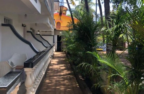 Calangute Hotel | The Golden Leaf Boutique Hotel - Deluxe Family Suite 1