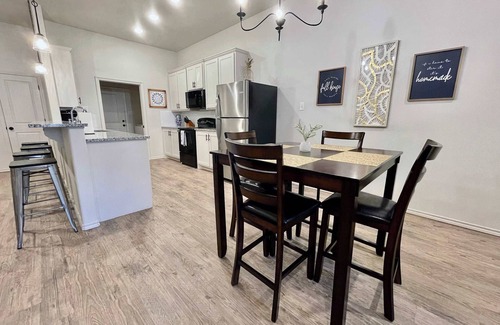 North by Northwest House | The Golden Paradise 2BR 2BA New Construction
