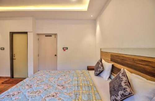 Sainagar Hotel | The Golden Rice by The Four Seasons, Goa