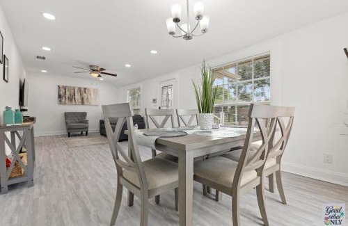 Tampa House | The Good Vibes Only Cottage