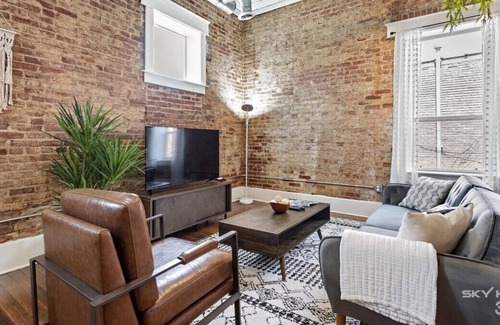 Siloam Springs Apartment | The Good Vibes Suite is perfect for that weekend getaway or an extended stay!