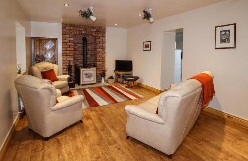 Rushton Spencer House | The Granary