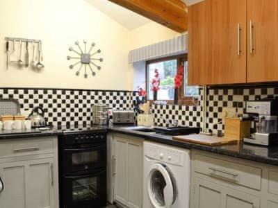 Llanedy Apartment | The Granary