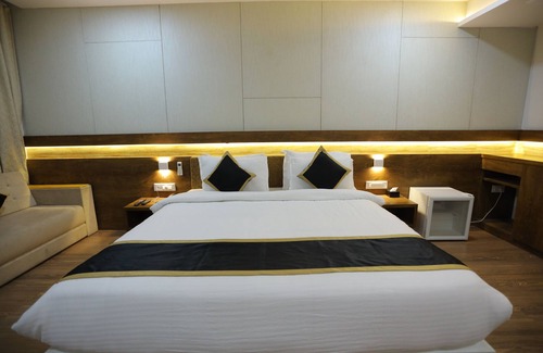 Veraval Hotel | The Grand Astoria Somnath
