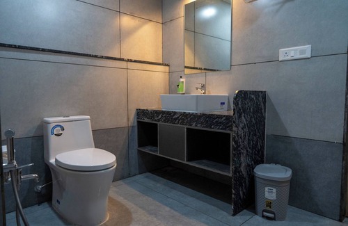 Veraval Hotel | The Grand Astoria Somnath