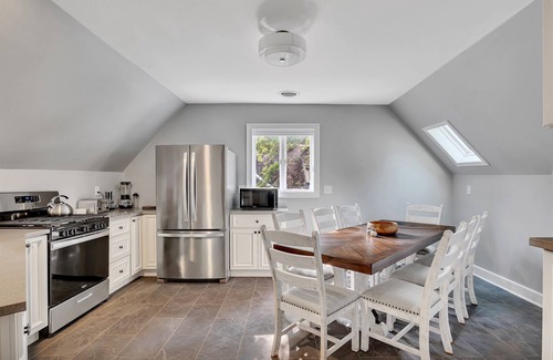 Saratoga Springs House | The Grand Mare Winners Circle | Luxury | Sleeps 27