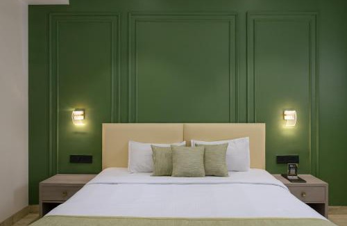 Raipur Hotel | The Grand Neelam