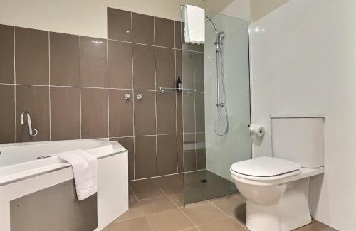 Beechworth Hotel | The Grand Oaks Resort