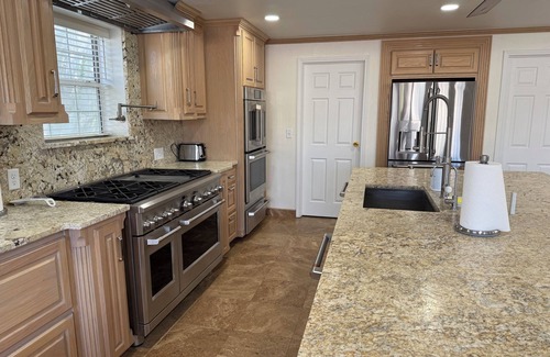 Marathon House | The Grand Oasis! Entire Home w/Resort-Style Pool, Hot Tub & Garden Vibes