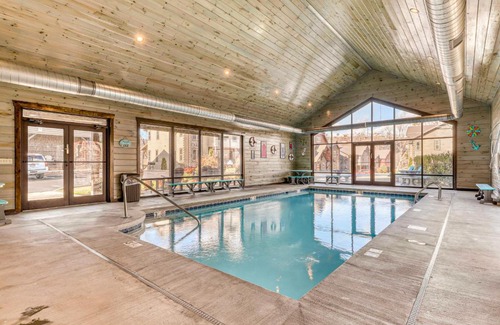 Gatlinburg House | The Grand Orchard Lodge