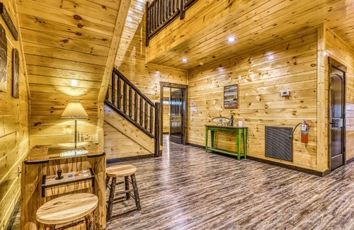 Gatlinburg House | The Grand Orchard Lodge