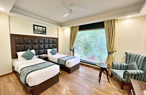 Kailash Colony Hotel | The Grand Orion - Kailash Colony