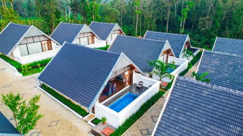 Chikkamagaluru Resort | The Grand Retreat - Chikmagalur