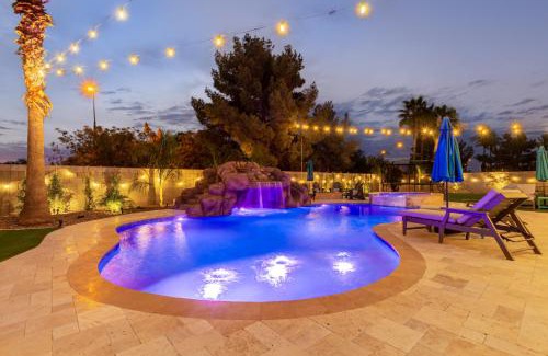 Gilbert House | The Grand Saguaro - Gilbert