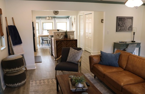 Fredericksburg House | The Grape Escape - Beautiful home with indoor hot tub blocks away from Main St.