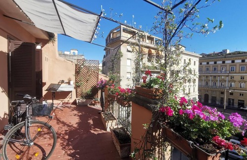 Rione VII Regola Apartment | The great beauty. Terrace in the heart of Rome