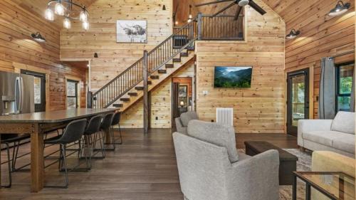 Tellico Plains House | The Great Escape - 2 Bedrooms, 2,5 Baths, Sleeps 12 home