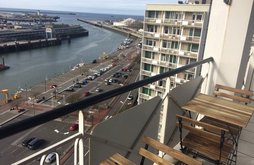 Boulogne-Centre Apartment | The Great Victor Hugo