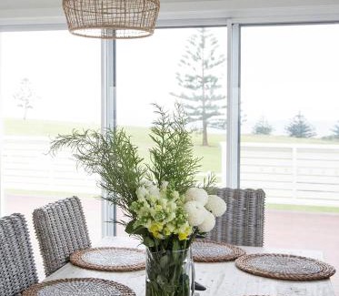 Gerroa House | The Green Dragon, Amazing Views, Ocean Front Reserve