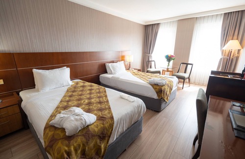 Ust Bostanci Hotel | The Green Park Bostancı