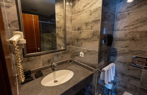 Ust Bostanci Hotel | The Green Park Bostancı