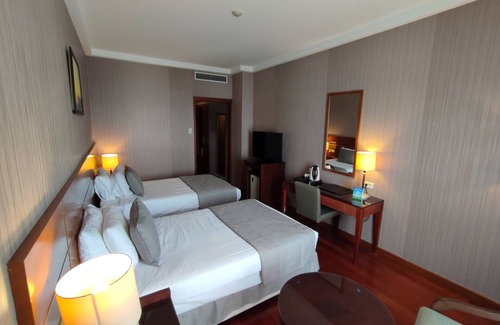Ust Bostanci Hotel | The Green Park Bostancı