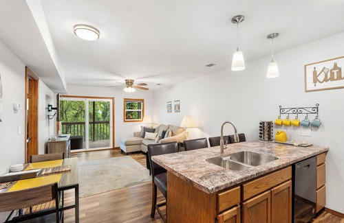 Notch Estates Condo | The Greenview Haven: Cozy For 6!