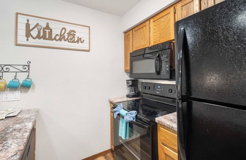 Notch Estates Condo | The Greenview Haven: Cozy For 6!