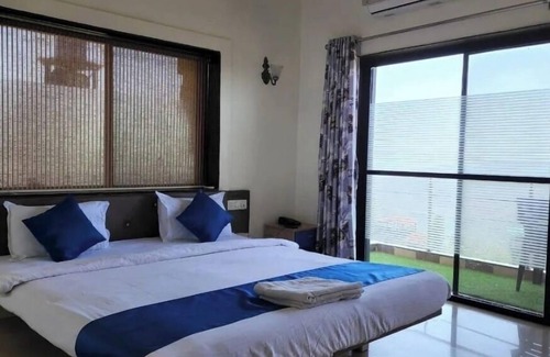 Medha Hotel | The Gren Villa Valley View