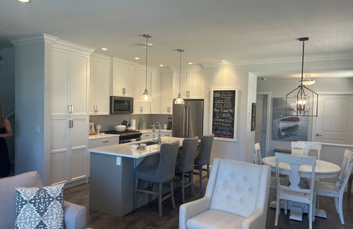 Okanagan-Similkameen Cottage | The Grey Turtle Cottage