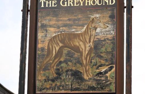 Usk Hotel | The Greyhound Inn and Hotel