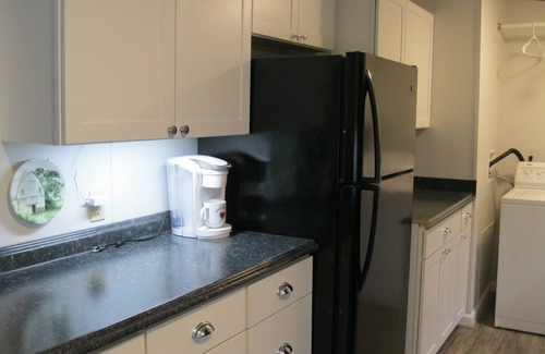 Lexington House | The Guest House at Woody Farms - Longer Stays, Professionals & Little League