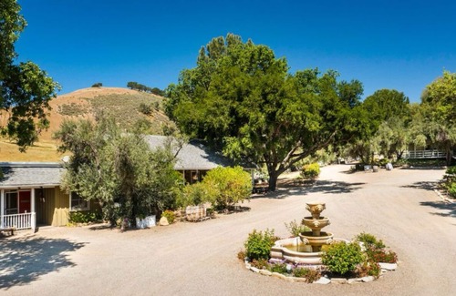 Santa Barbara County Cottage | The Guest House in the Santa Ynez Valley