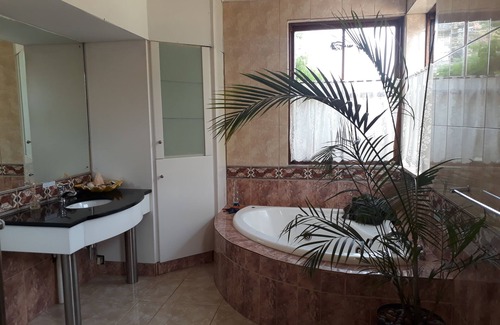 Standerton House | The Guest House