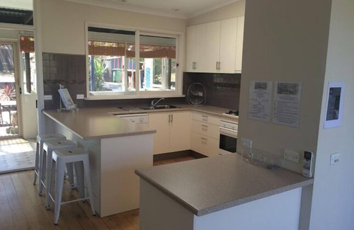 Rye House | The Guesthouse Rye - Pet Friendly - 450m to beach