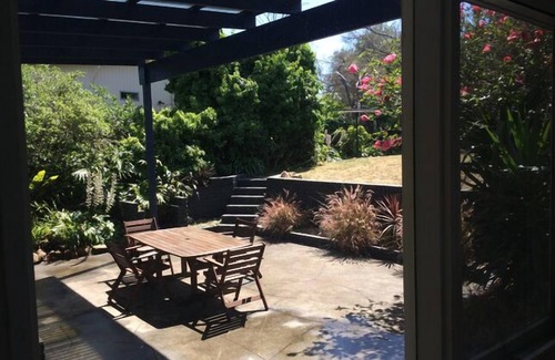 Rye House | The Guesthouse Rye - Pet Friendly - 450m to beach
