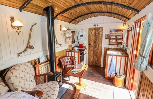 Saint Asaph Cottage | THE GYPSY, pet friendly, character holiday cottage in St Asaph