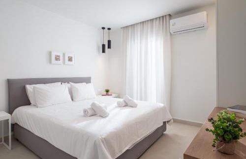 Heraklion Apartment | The H Experience - Eclectic spacious apartment near Venetian Castle - 1
