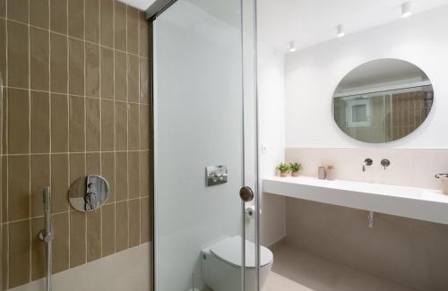 Heraklion Apartment | The H Experience - Eclectic spacious apartment near Venetian Castle - 1