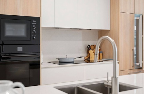 Kings Beach Apartment | The Hamptons at Kings