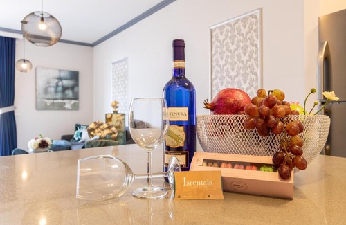Jerusalem City Centre Apartment | The Haneviim Court - Isrentals
