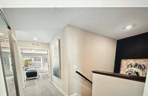 Maple Grove House | The Happy Hideaway