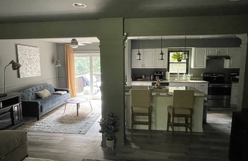 Chattahoochee Hills House | The Happy Home - Elegant, Rural Living on 2 Acres