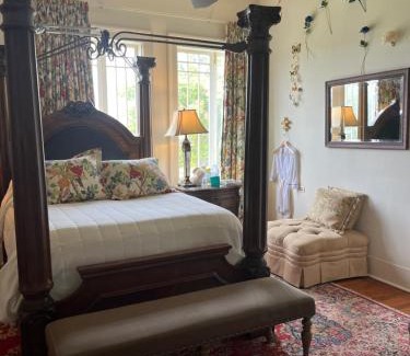 Seventh Ward Bed & Breakfast | The Happy House