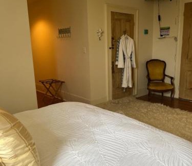 Seventh Ward Bed & Breakfast | The Happy House